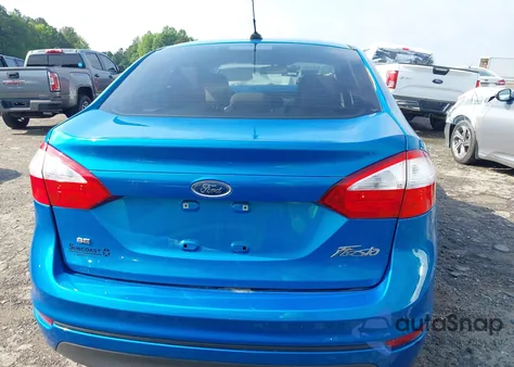 2014 Ford Fiesta Se z USA, uszkodzony, nr VIN 3FADP4BJ5EM226149